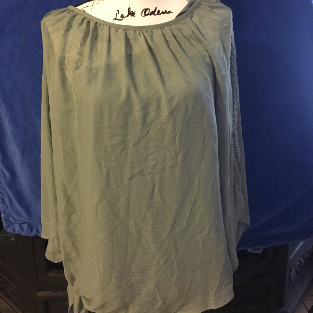 I.N. Studio dress top
